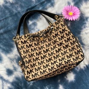 MK monogram Hand Bag💓